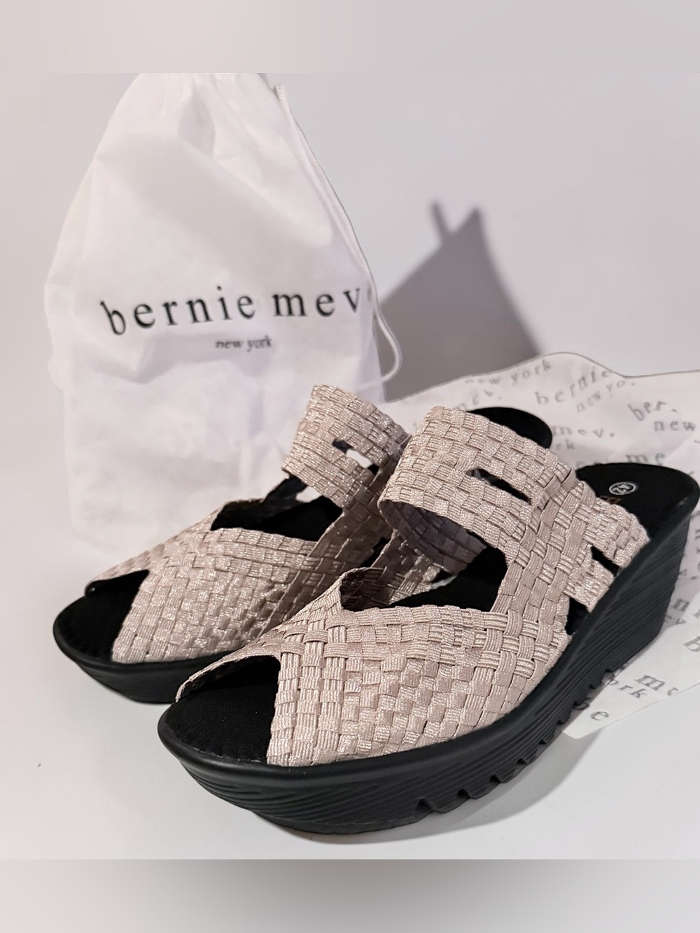 Bernie Mev Blush Shimmer Woven Stretch Wedge Peep-Toe Slide Mules EU42 US10.5-11 - Picture 5 of 14